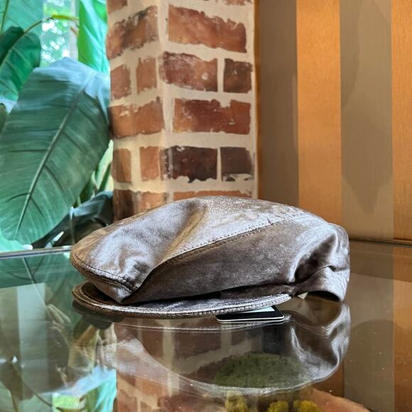 DOLCE & GABBANA Newsboy Hat Gray Velvet Hat SZ58 - Picture 1 of 10